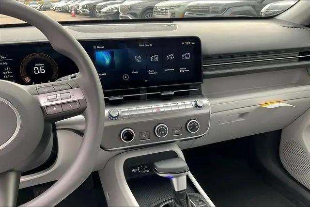 2026 Hyundai Kona SE