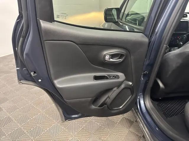 2022 Jeep Renegade Altitude 4x4