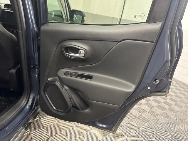 2022 Jeep Renegade Altitude 4x4