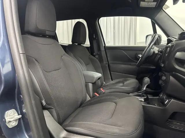2022 Jeep Renegade Altitude 4x4