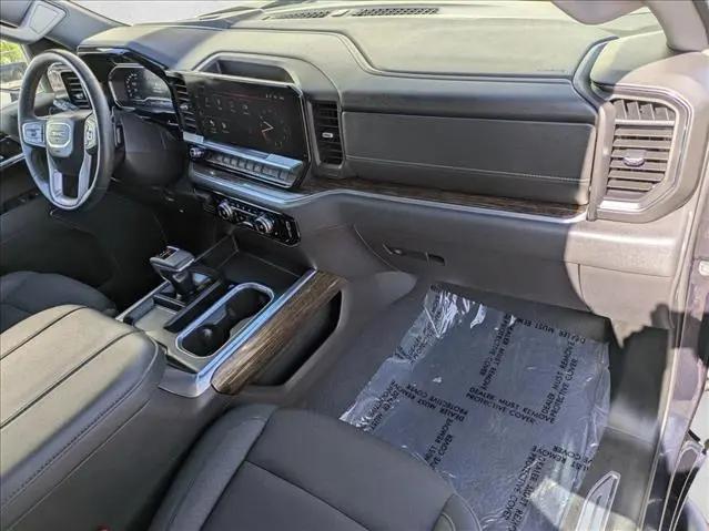 2024 GMC Sierra 1500 4WD Crew Cab Short Box Elevation with 3SB