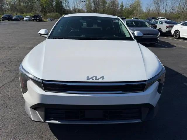 2026 Kia K4 EX