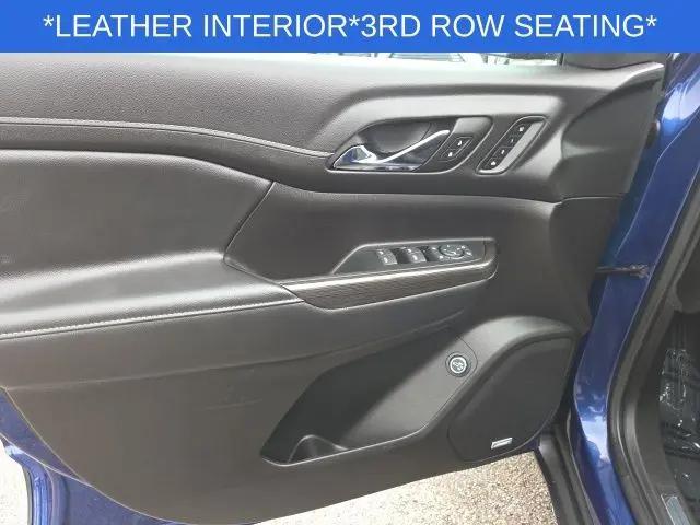 2023 GMC Acadia FWD SLT