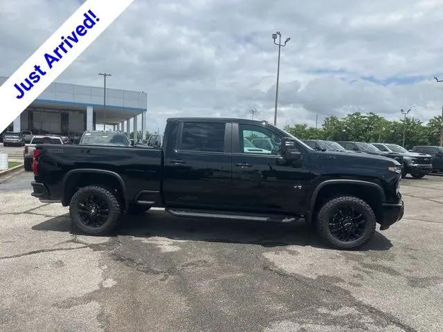 2026 Chevrolet Silverado 2500HD Crew Cab, Standard Bed, LT, 4WD