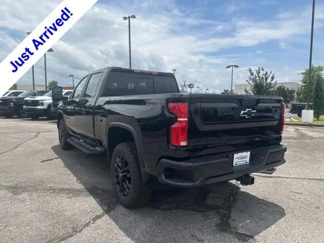 2026 Chevrolet Silverado 2500HD Crew Cab, Standard Bed, LT, 4WD