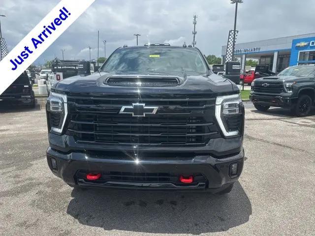2026 Chevrolet Silverado 2500HD Crew Cab, Standard Bed, LT, 4WD