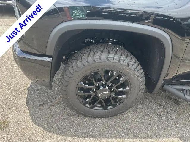 2026 Chevrolet Silverado 2500HD Crew Cab, Standard Bed, LT, 4WD