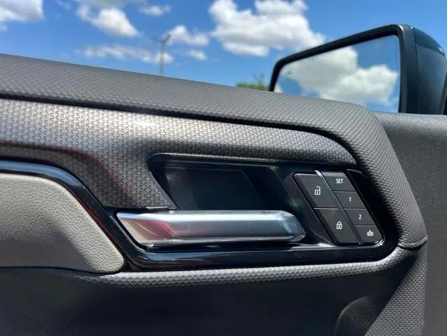 2026 Chevrolet Silverado 1500 4WD Crew Cab Short Bed ZR2