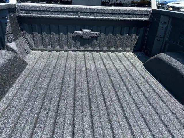 2026 Chevrolet Silverado 1500 4WD Crew Cab Short Bed ZR2