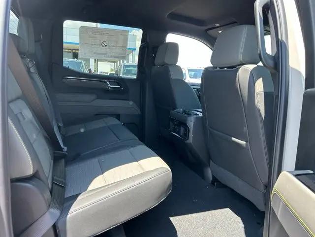 2026 Chevrolet Silverado 1500 4WD Crew Cab Short Bed ZR2