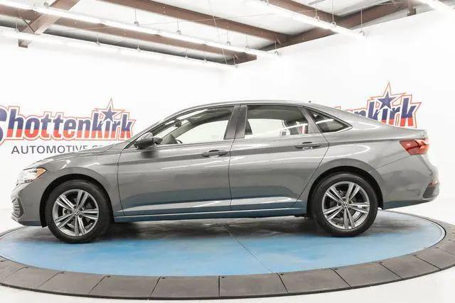 2022 Volkswagen Jetta 1.5T SE