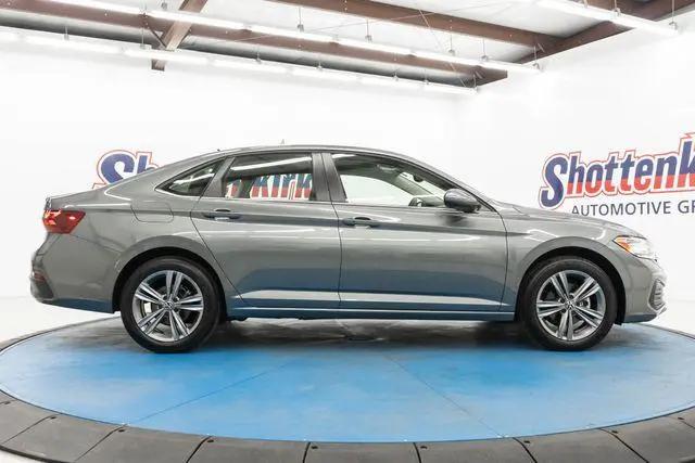 2022 Volkswagen Jetta 1.5T SE