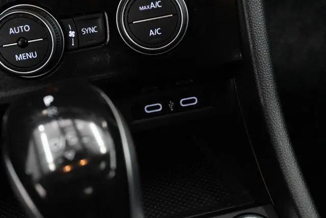 2022 Volkswagen Jetta 1.5T SE
