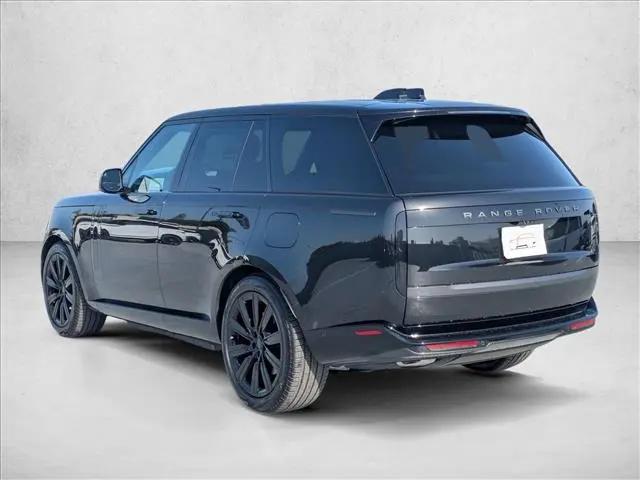 2026 Land Rover Range Rover P550e SE