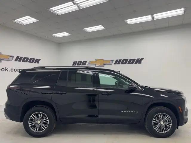 2026 Chevrolet Traverse AWD LT