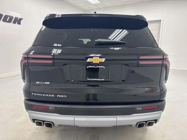 2026 Chevrolet Traverse AWD LT