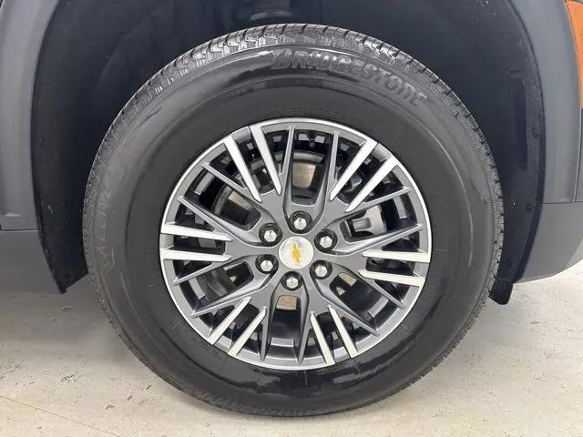 2026 Chevrolet Traverse AWD LT