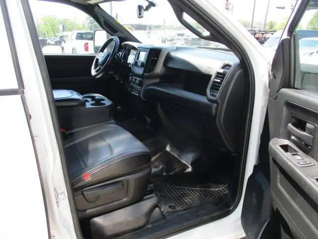 2024 Ram 3500 Tradesman/SLT/Laramie/Limited