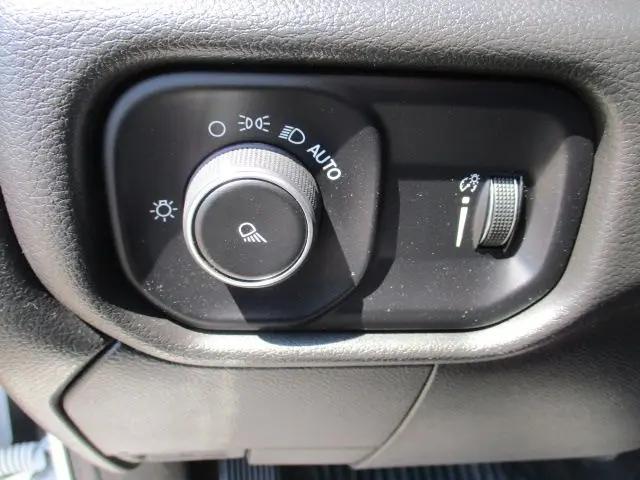 2024 Ram 3500 Tradesman/SLT/Laramie/Limited