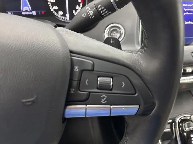 2020 Cadillac XT4 AWD Premium Luxury