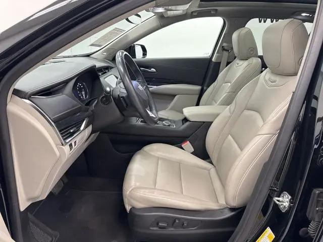 2020 Cadillac XT4 AWD Premium Luxury