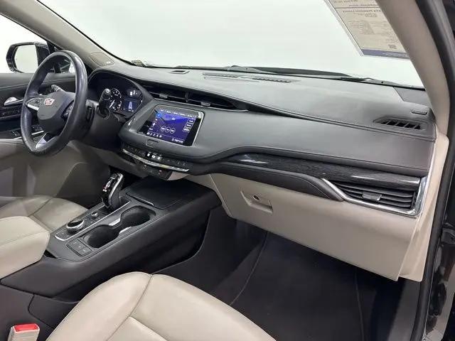 2020 Cadillac XT4 AWD Premium Luxury