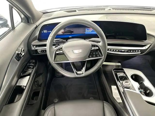2024 Cadillac iQ Tech w/1SA