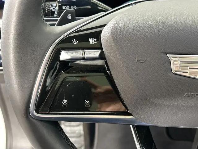 2024 Cadillac iQ Tech w/1SA
