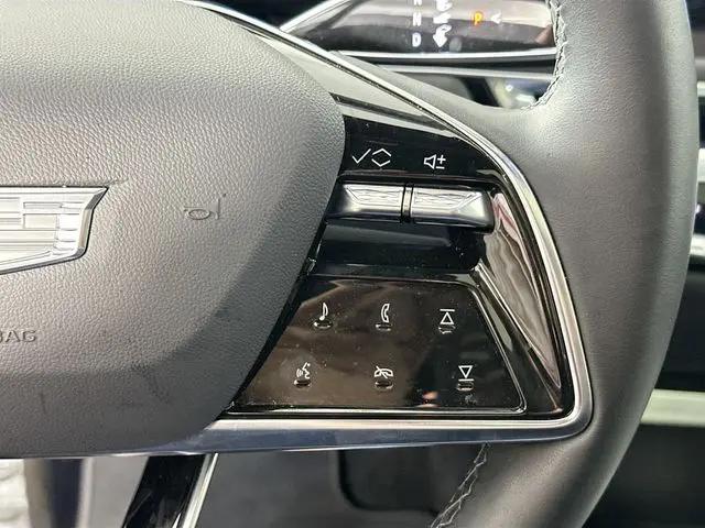 2024 Cadillac iQ Tech w/1SA