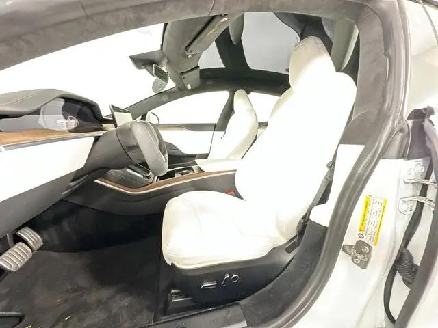 2022 Tesla Model S Dual Motor All-Wheel Drive