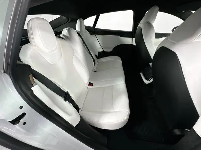 2022 Tesla Model S Dual Motor All-Wheel Drive