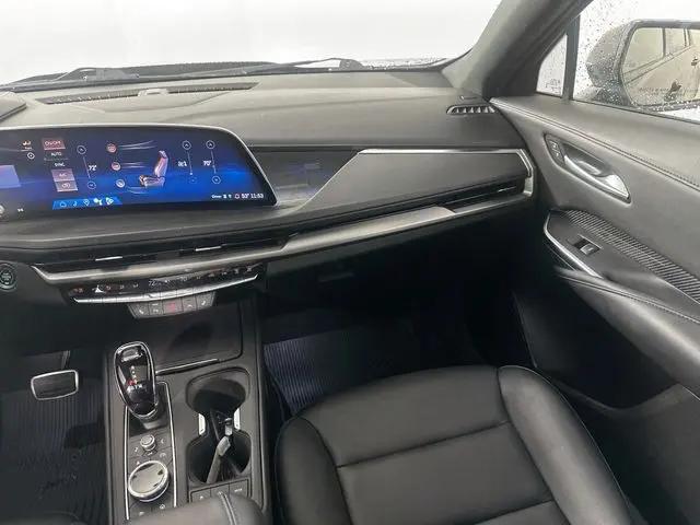2024 Cadillac XT4 Sport