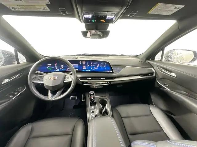 2024 Cadillac XT4 Sport