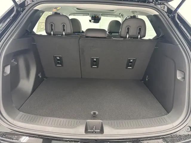 2027 Chevrolet Bolt RS FWD