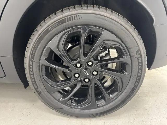 2027 Chevrolet Bolt RS FWD