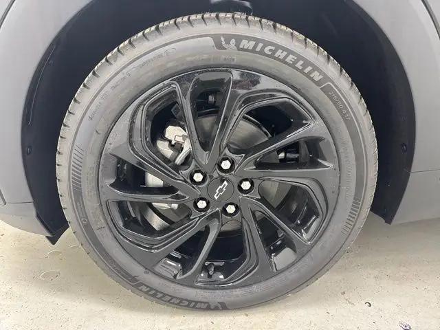 2027 Chevrolet Bolt RS FWD