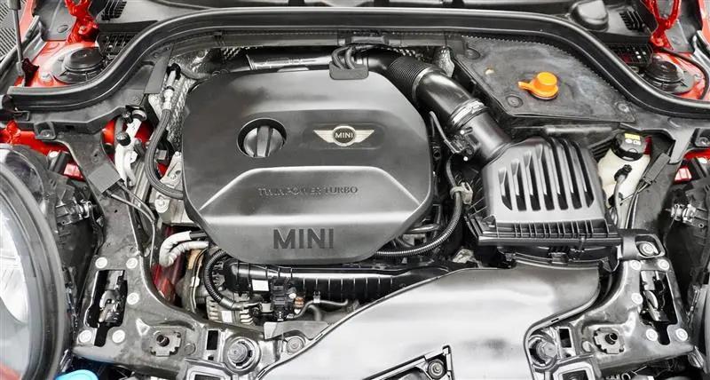 2016 MINI Hardtop Cooper