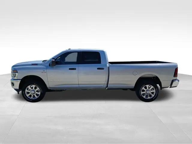 2026 Ram 2500 Big Horn Crew Cab 4x4 8' Box