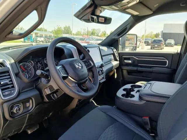 2026 Ram 2500 Big Horn Crew Cab 4x4 8' Box