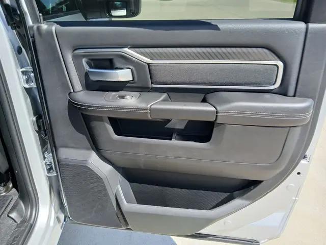 2026 Ram 2500 Big Horn Crew Cab 4x4 8' Box