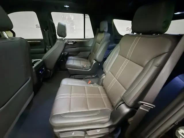 2025 Chevrolet Tahoe 4WD High Country