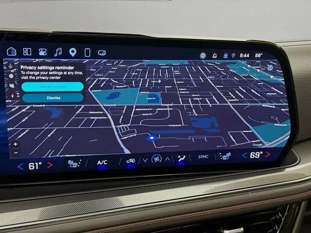 2025 Chevrolet Suburban 4WD RST