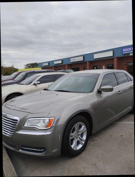 2014 Chrysler 300 300