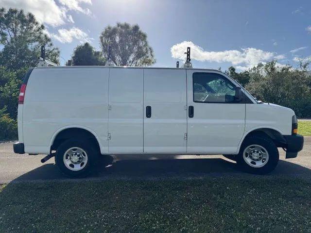 2021 Chevrolet Express Cargo Van RWD 2500 Regular Wheelbase WT
