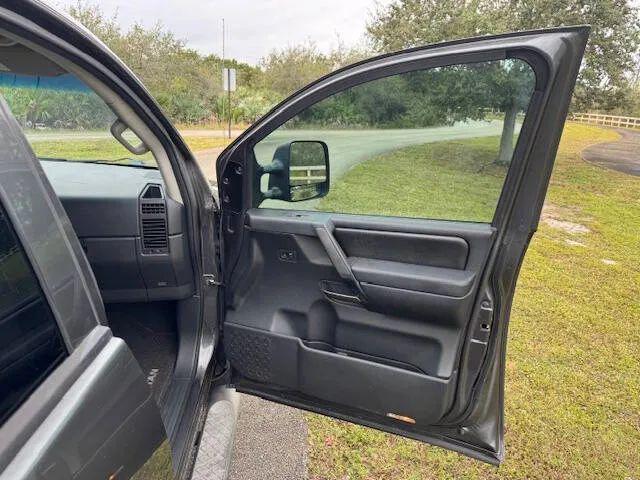 2012 Nissan Titan SL