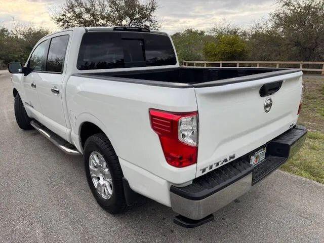 2018 Nissan Titan SV