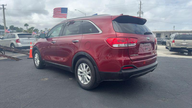 2016 Kia Sorento 2.4L LX