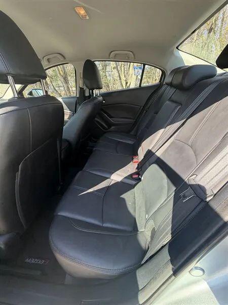2018 Mazda Mazda3 Touring