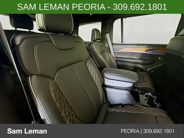 2026 Jeep Grand Cherokee L Summit 4x4