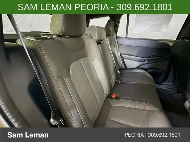 2026 Jeep Cherokee Laredo 4x4